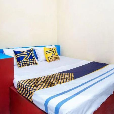 SPOT ON 2473 Buana Jaya Guest House Cilacap Luaran gambar